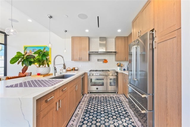 Photo - 500 E Balboa Blvd