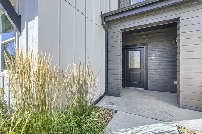 Photo - 2060 Autumn Moon Dr