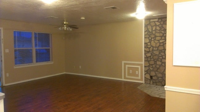 Photo - 926 SW 37th St