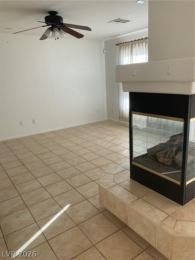 Photo - 7575 Aurora Glow St