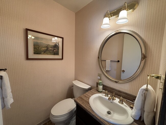 Photo - 1255 Park View Ln
