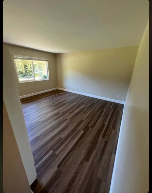 Photo - 2555 Sir Francis Drake Blvd Unit #22