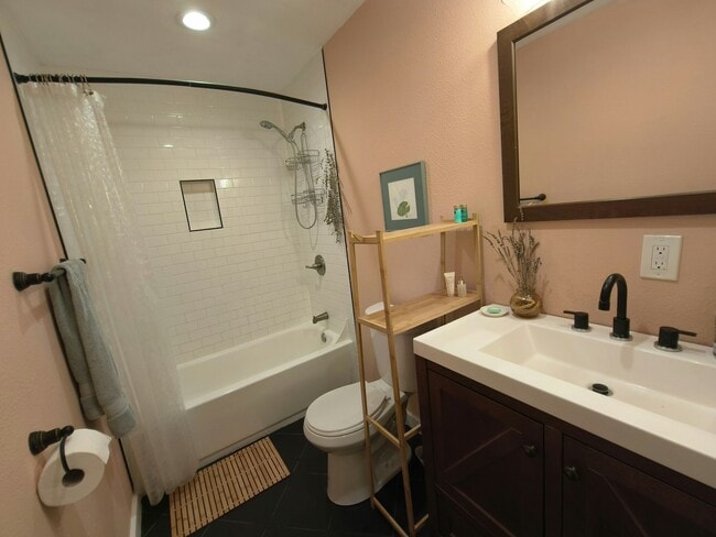 Photo - 2118 Berwick Ave