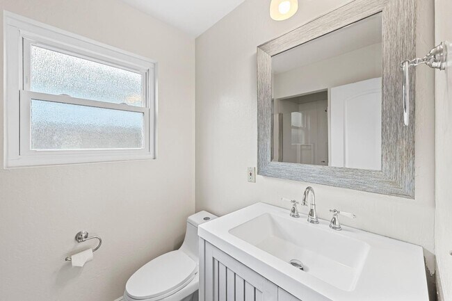 Photo - 25 W Central Ave