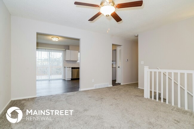 Photo - 1108 Golfview Dr