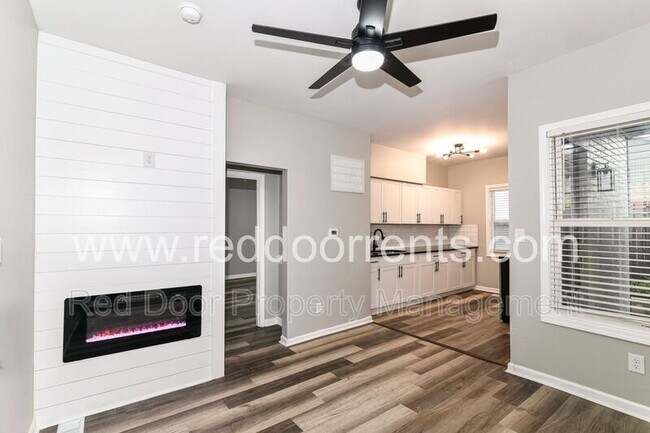 Photo - 1329 E Market St Unidad 2