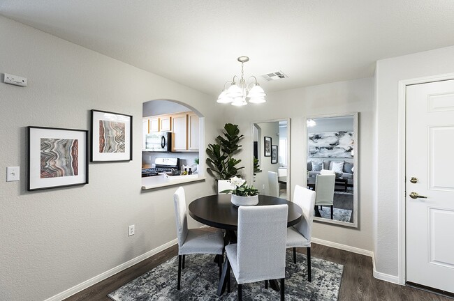 Photo - PARKSIDE VILLAS APARTMENT HOMES