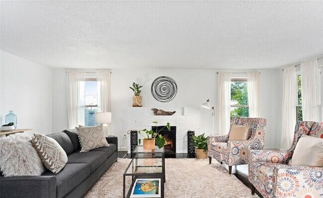Photo - Highly Appealing Updated North End 4 Bedroom!