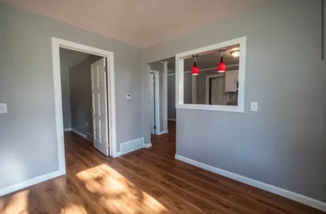 Photo - Cozy 2 Bed 1 Bath House in Council Bluffs!