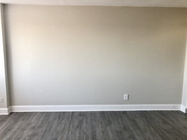 Photo - Walter Reed Apartments