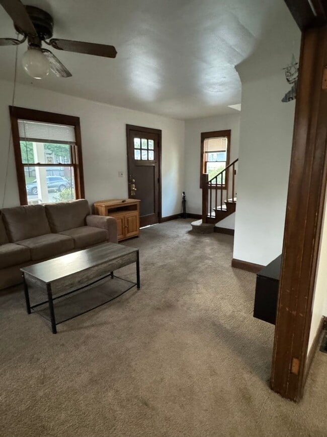 Photo - 849 E University Ave