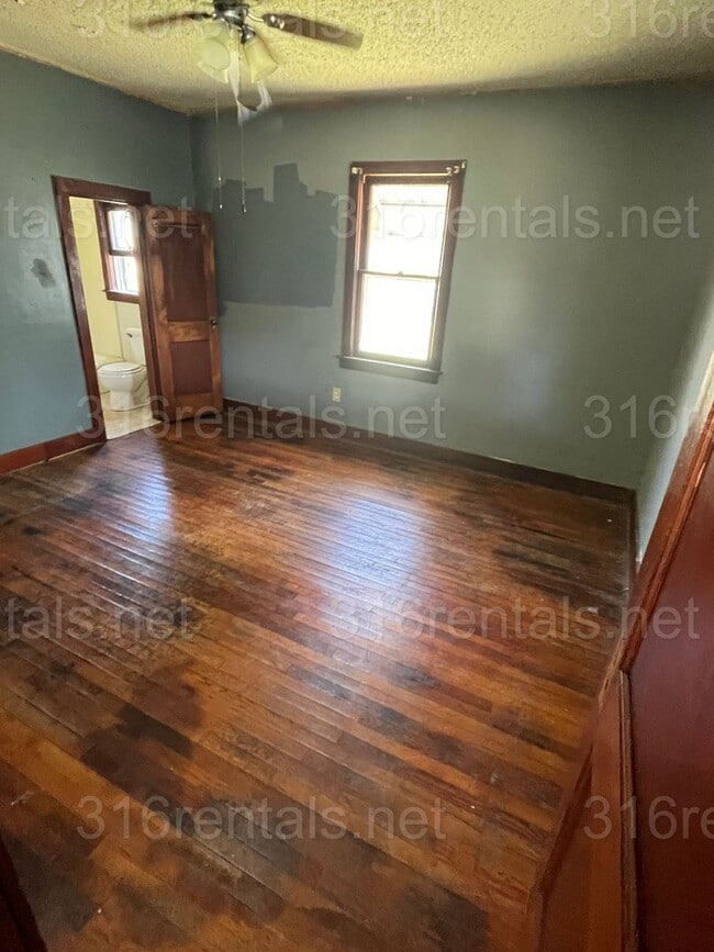 Photo - $575 - 1 bed 1 bath - Single Family Home
