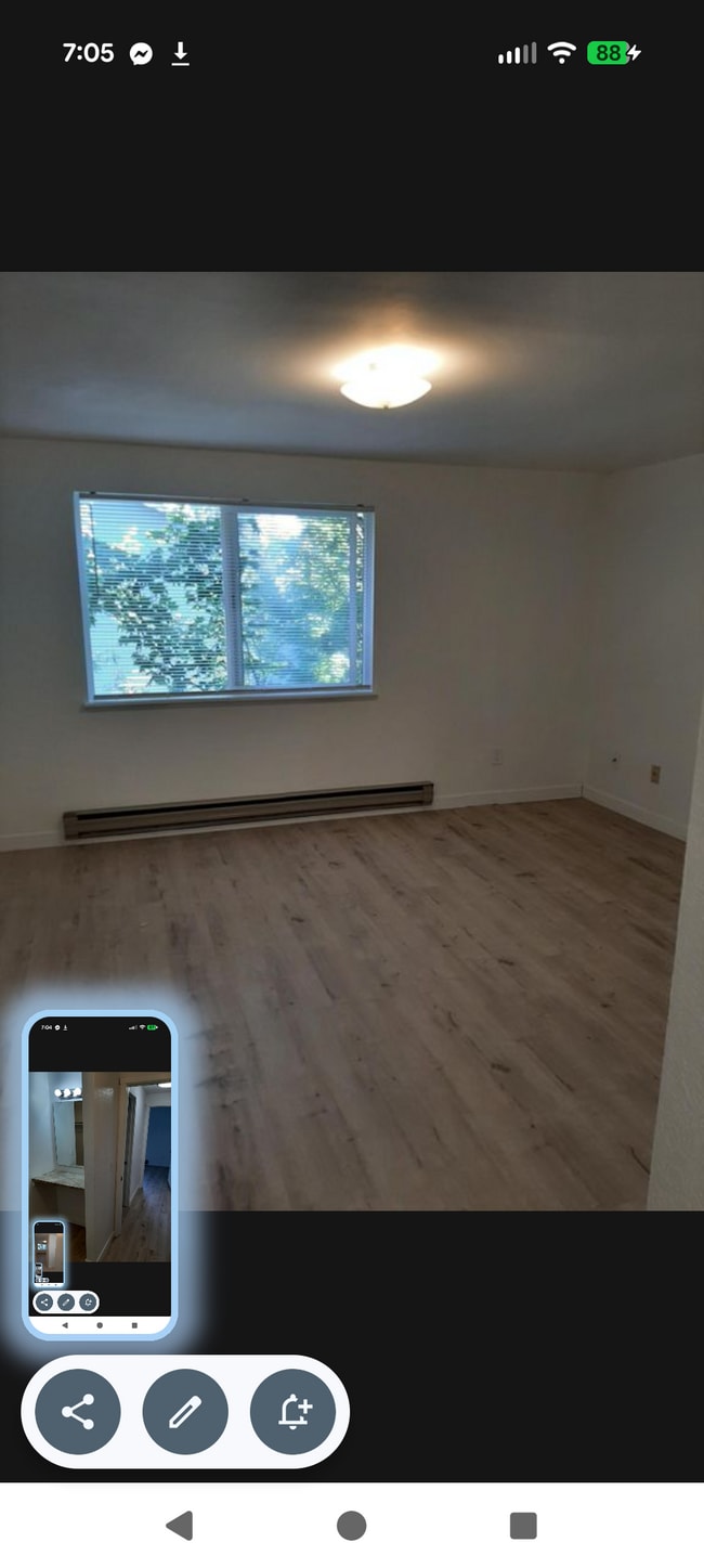 Photo - 4617 80th St NE Unidad #4