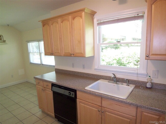 Photo - 180 Heritage Unit E