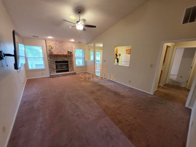 Photo - COZY 3BR HOME W/ RELAXING BACKYARD