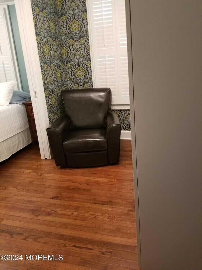 Photo - 600 Monmouth Ave