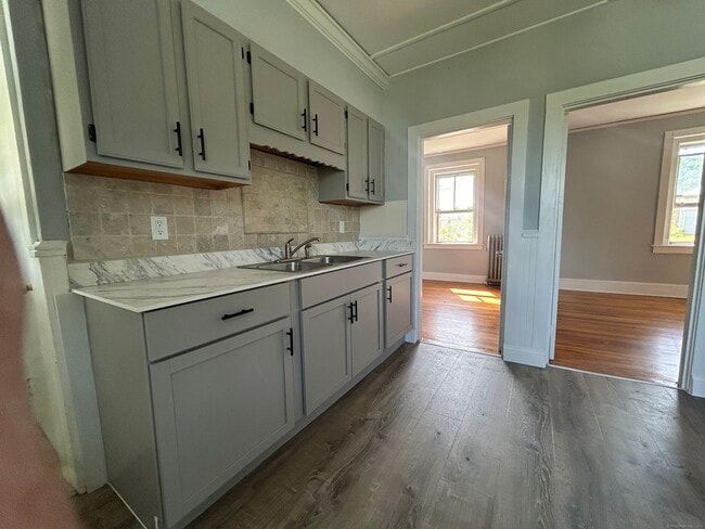 Photo - 10 Cherry St Unit 2nd