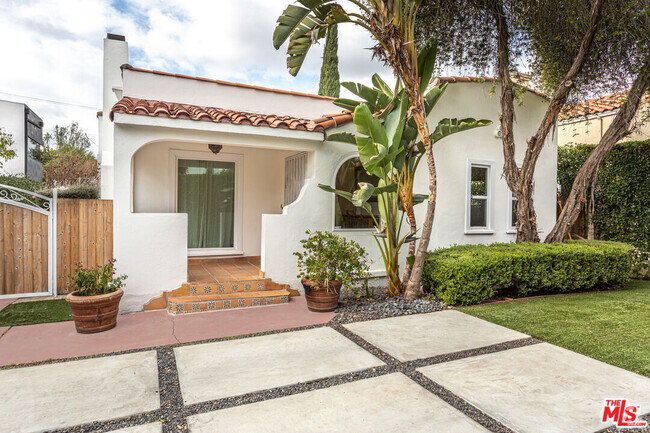 Building Photo - 409 N Kilkea Dr Rental