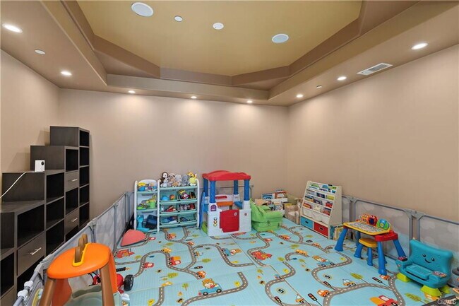 Photo - 4630 Esparto St