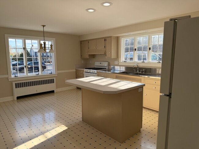 Photo - 106 Abbottstown St Unidad 106