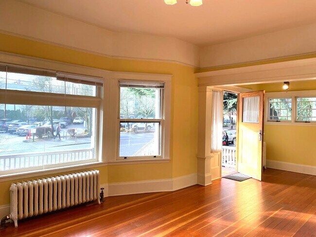 2147-2147 NW Glisan St Unit 2145