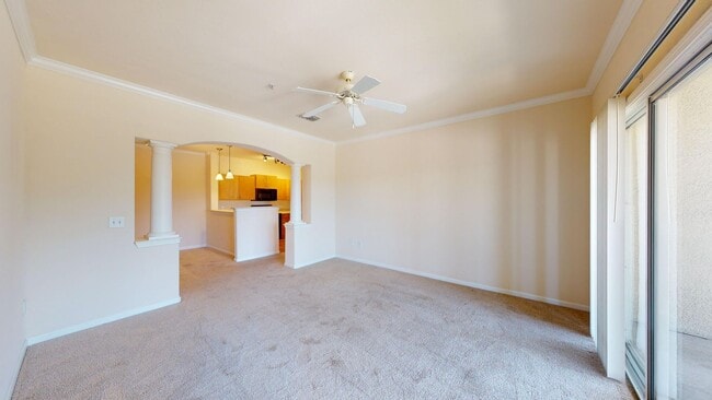 Building Photo - Welcome home to this charming 2-bedroom, 2...