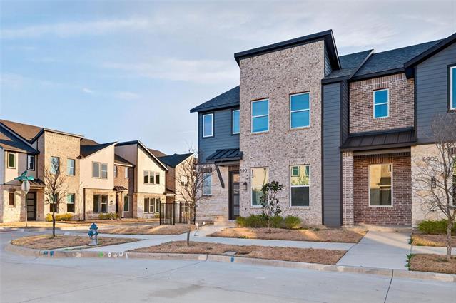 Photo - 8901 Lowell St