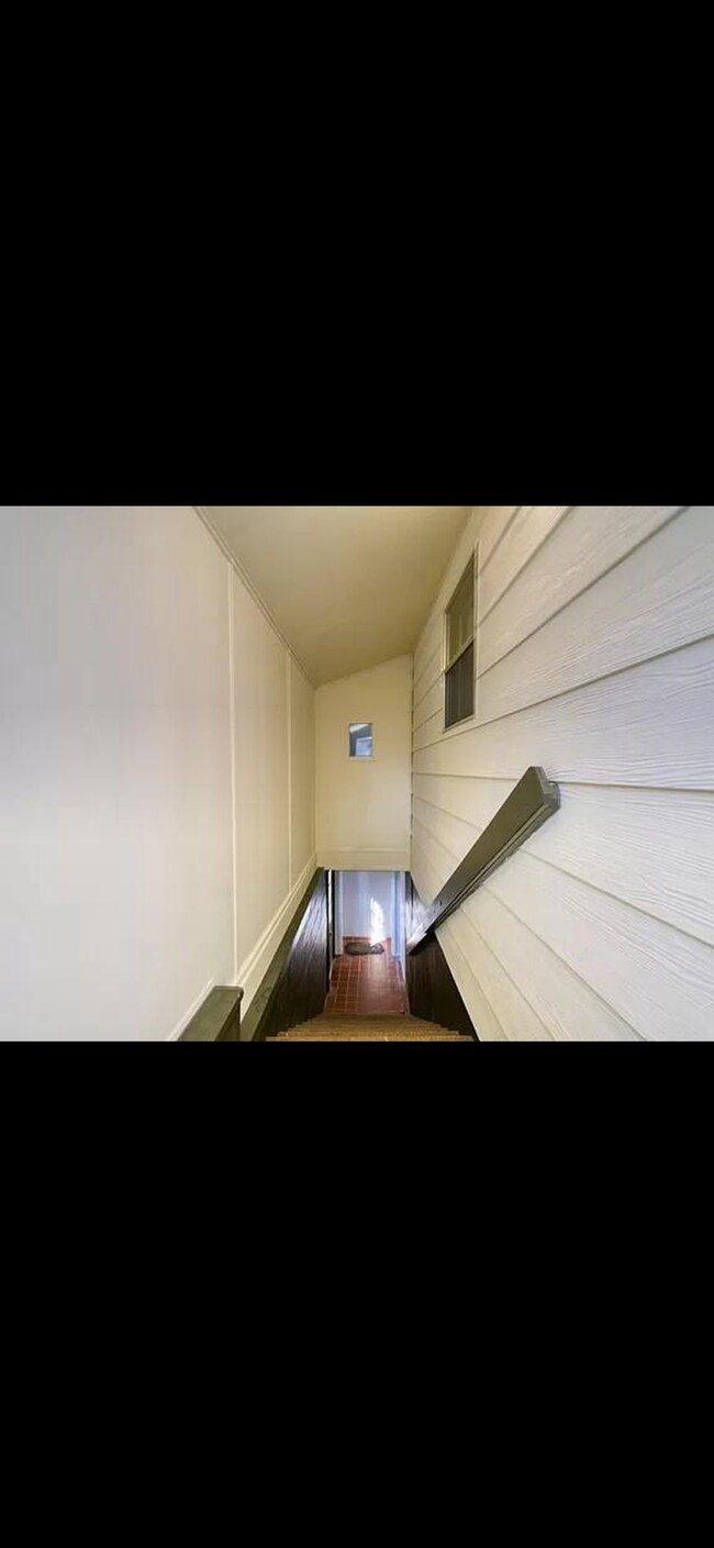 Photo - 1002 High Grove Ct