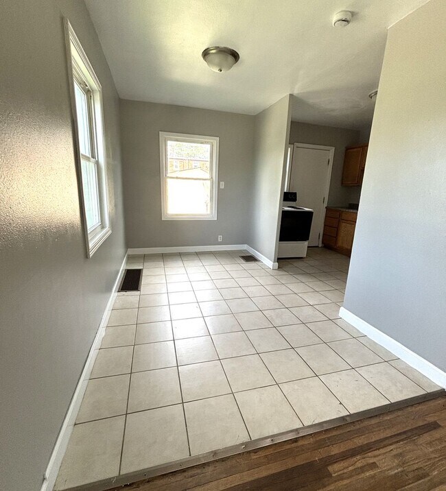 Photo - Spacious 2 bedroom Townhouse for rent!!