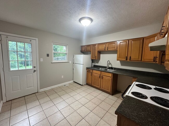 Photo - 308 Bond St Apartment Unit 1