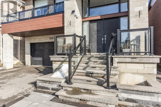 Photo - 3251 Charles Fay Pass