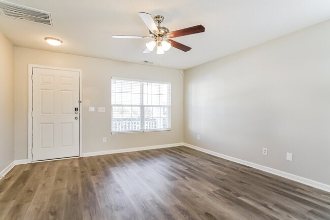 Photo - 6412 Guard Hill Dr