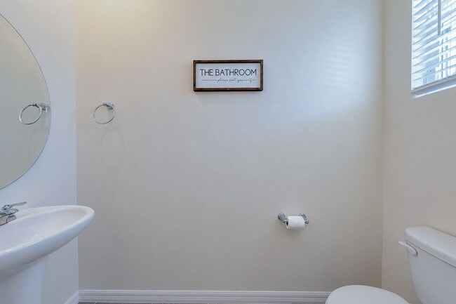 Photo - Like-New End-Unit 3 Bedroom Townhome