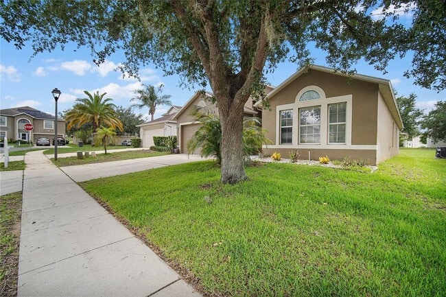 Photo - 265 Jocelyn Dr