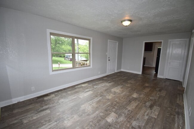 Photo - Renovated 2 Bedroom Pet Friendly Home For Rent!