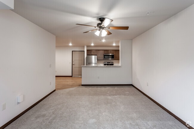 2BR, 1BA - 957SF - Living Room