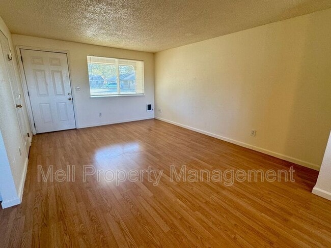 Photo - 1707 Mason St