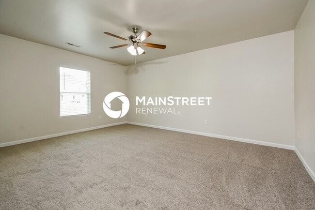 Photo - 4 Bedroom Pet-Friendly Home in Greensboro, NC with Main Street Renewal
