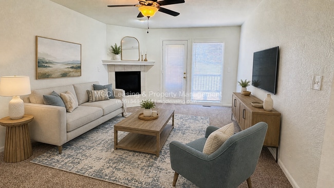 Convenient Kansas City Townhome Near I-435