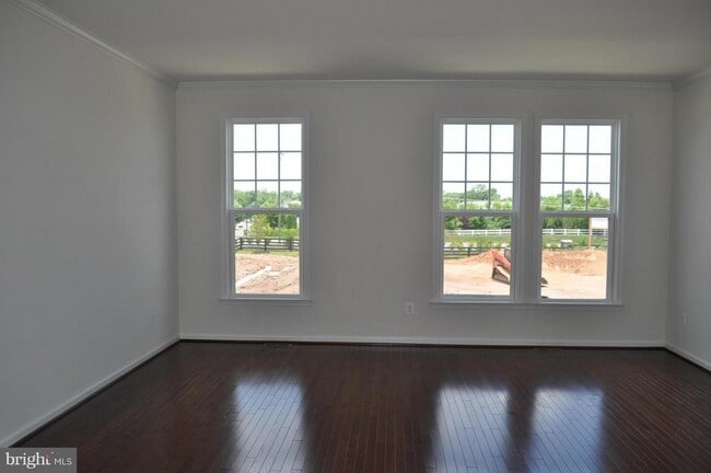 Photo - 43311 Novi Terrace