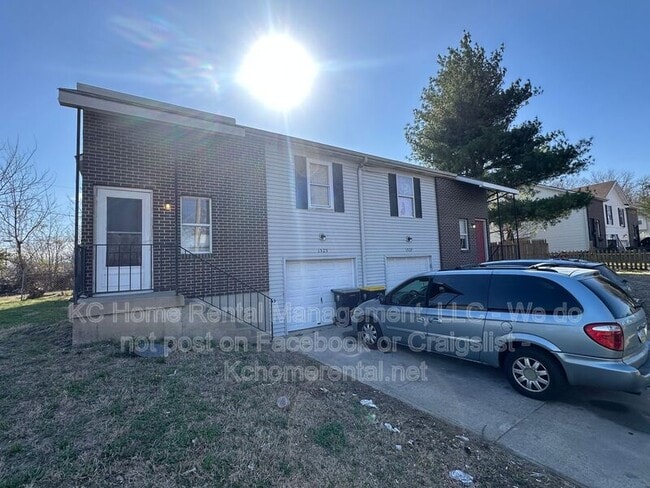 Photo - 1525 Jackson Ave