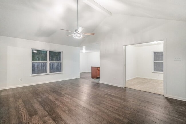 Photo - 1208 Bluffview Dr