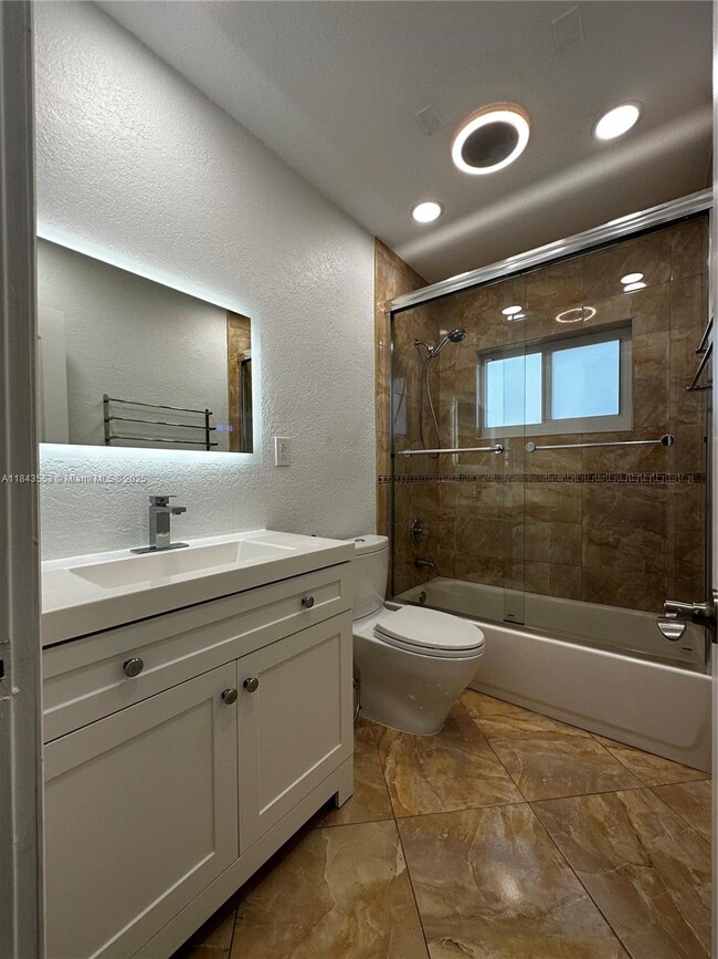 Building Photo - 18121 NW 32nd Ave Rental