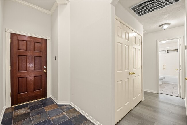 Photo - 4823 Lake Daniel Ct