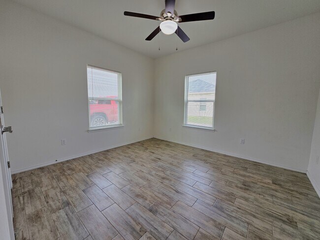 Photo - 1809 Atrium Place Dr