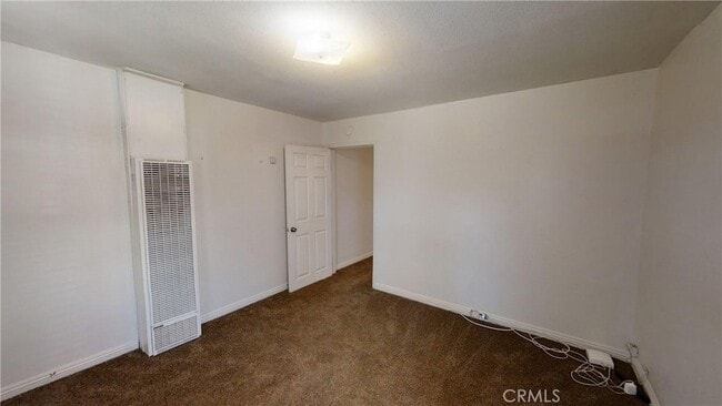 138 N Riverside Ave