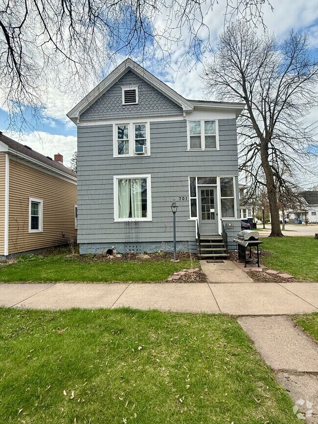 Building Photo - 701 Scott St Unit #B Rental