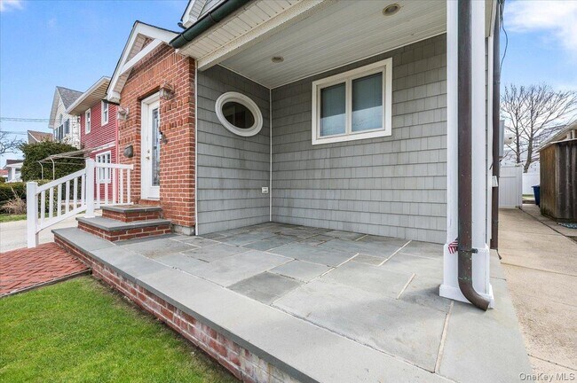 Photo - 76 Coronado St