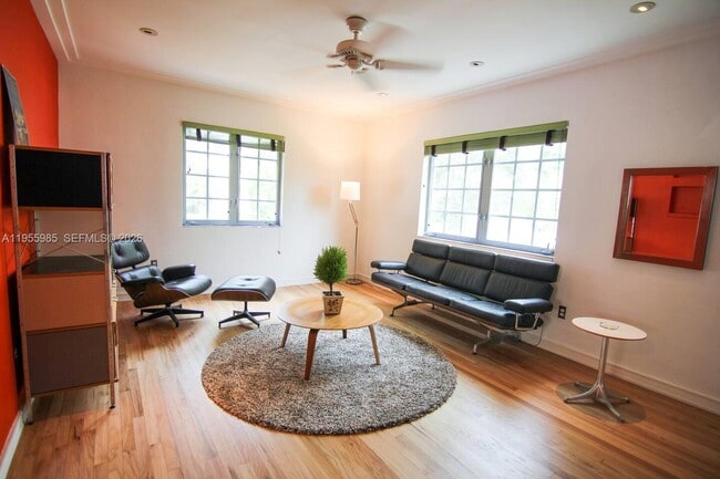 Photo - 400 Meridian Ave