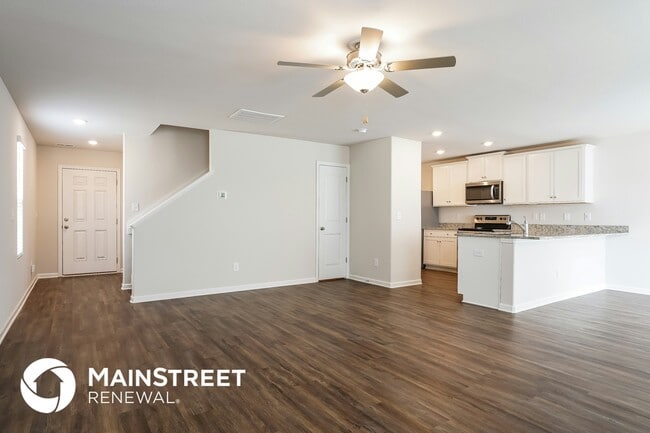 Photo - 140 Atlas Dr